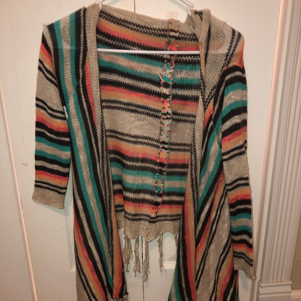 Super cute Buckle sweater